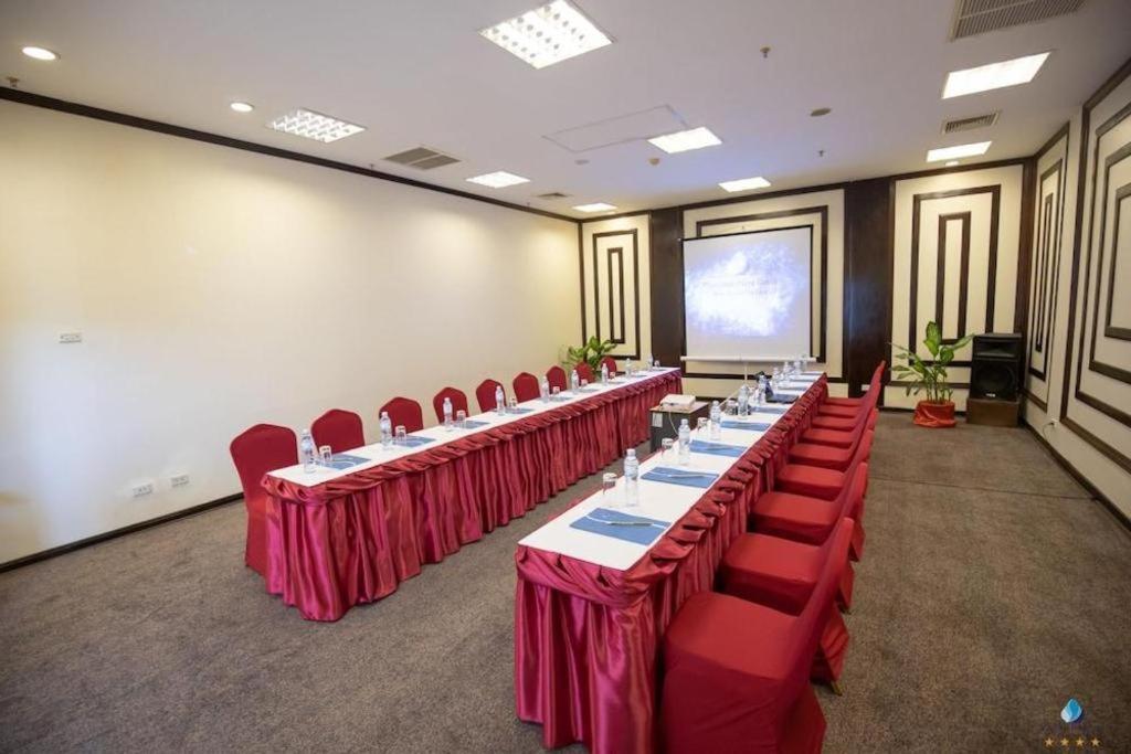 Vientiane Plaza Hotel Екстериор снимка
