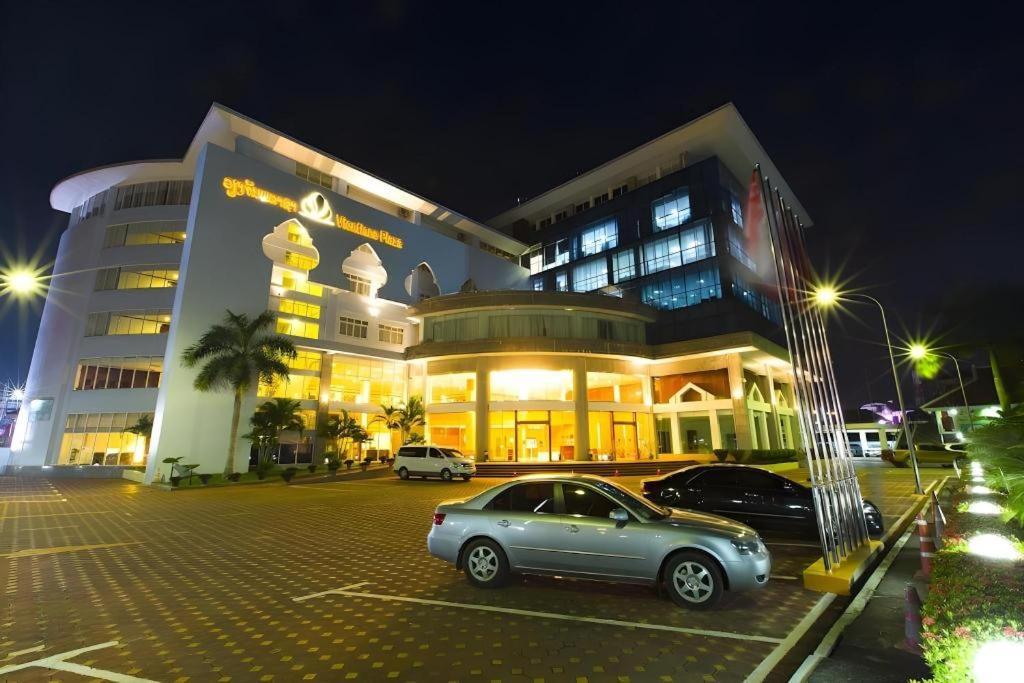 Vientiane Plaza Hotel Екстериор снимка
